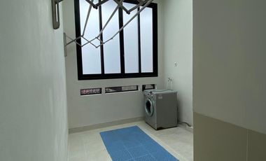 Di Sewakanl Rumah Luas ,Nyaman strategis dekat kampus UPN, akses mudah dan nyaman, strategis