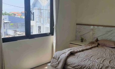 Rumah Baru Pojok Lengkap Dengan Perabot dekat Cito Mall Surabaya