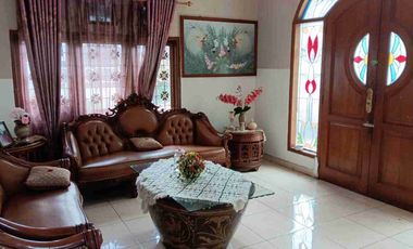 Jual Cepat Rumah Hook Luas 310m² Siap Huni di Pondok Melati Bekasi