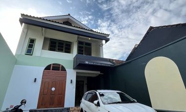 RUMAH DIJUAL JOGJA TENGAH KOTA AREA WISATA MANTRIJERON BISA DIJADIKAN HOMESTAY DAN CAFE