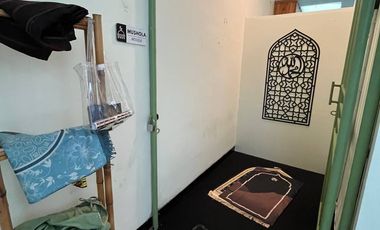 RUMAH DIJUAL JOGJA TENGAH KOTA AREA WISATA MANTRIJERON BISA DIJADIKAN HOMESTAY DAN CAFE