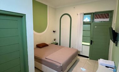 RUMAH DIJUAL JOGJA TENGAH KOTA AREA WISATA MANTRIJERON BISA DIJADIKAN HOMESTAY DAN CAFE