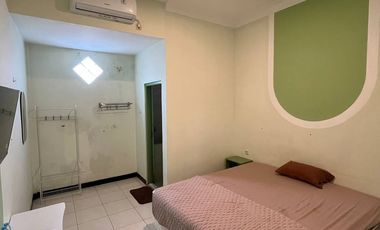 RUMAH DIJUAL JOGJA TENGAH KOTA AREA WISATA MANTRIJERON BISA DIJADIKAN HOMESTAY DAN CAFE