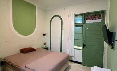 RUMAH DIJUAL JOGJA TENGAH KOTA AREA WISATA MANTRIJERON BISA DIJADIKAN HOMESTAY DAN CAFE