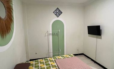 RUMAH DIJUAL JOGJA TENGAH KOTA AREA WISATA MANTRIJERON BISA DIJADIKAN HOMESTAY DAN CAFE