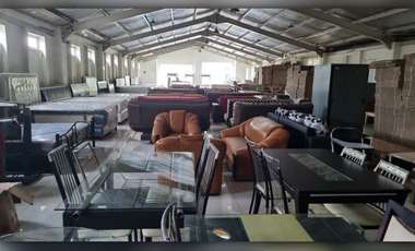 Bangunan Usaha Strategis Bekasi Utara – 2 Lantai, Parkiran Luas, Siap Pakai