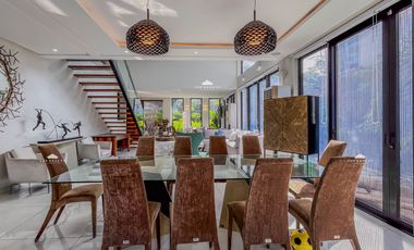 PRICE DROP! 5-Bedrooms 5BR House and Lot for Sale in Quezon City at La Vista Subdivision