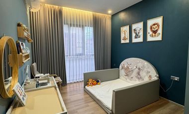 JUAL RUMAH MEWAH RENON