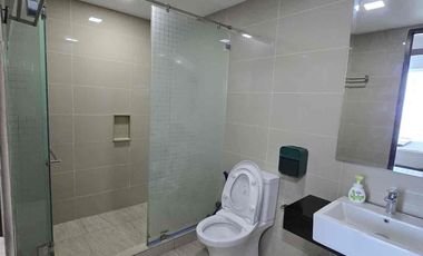 Jual Apartemen Kensington Full Furnish Lt 16 Hadap Kolam Renang Nego