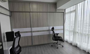 Jual Apartemen Kensington Full Furnish Lt 16 Hadap Kolam Renang Nego