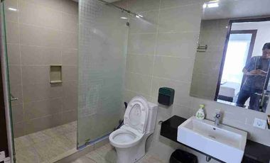 jual apartemen kensington 3BR full furnish Nego