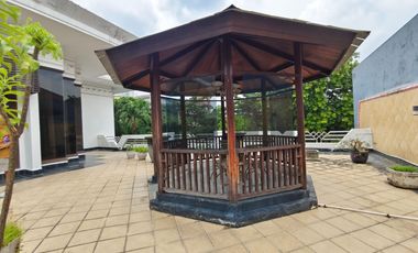 Hook Komersial Area Rumah Nol Jalan Raya Darmo Baru