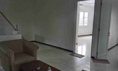 DISEWAKAN RUMAH BAGUS LUAS AKSES JALAN 2 MBL DILALUI JAKLINGKO DEKAT RAYA CONDET