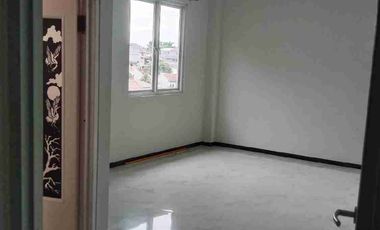 DISEWAKAN RUMAH BAGUS LUAS AKSES JALAN 2 MBL DILALUI JAKLINGKO DEKAT RAYA CONDET