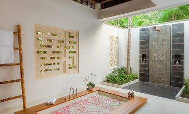 Prime Resort Land 3930m with 6 Active Rental Villas | Golf View Bali