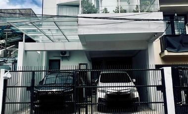 SS.3726 - Murah !! Dijual Rumah Minimalis 6x17 Siap Huni di Janur Asri Hadap Selatan Jalan 3 Mobil
