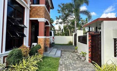 5BR House and lot for Rent in Malarayat Golf Club Lipa Batangas