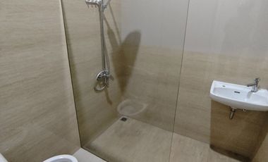 RUMAH MEWAH BARU FURNISHED STRATEGIS SUMBER BANJARSARI SOLO SURAKARTA