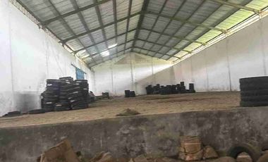 Termurah Tanah Dan Gudang Di jalan Raya Solo Tawangmangu sebelah Rumah Makan Jimbaran Karang anyar