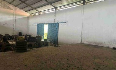 Termurah Tanah Dan Gudang Di jalan Raya Solo Tawangmangu sebelah Rumah Makan Jimbaran Karang anyar