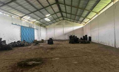 Termurah Tanah Dan Gudang Di jalan Raya Solo Tawangmangu sebelah Rumah Makan Jimbaran Karang anyar