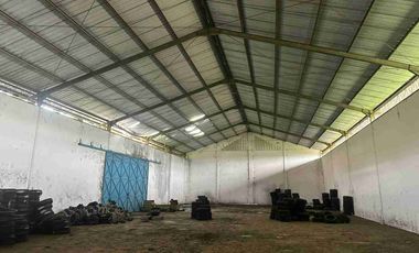 Termurah Tanah Dan Gudang Di jalan Raya Solo Tawangmangu sebelah Rumah Makan Jimbaran Karang anyar