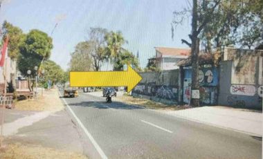 Termurah Tanah Dan Gudang Di jalan Raya Solo Tawangmangu sebelah Rumah Makan Jimbaran Karang anyar