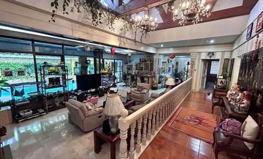 FOR SALE: 4BR HOUSE GREENMEADOWS QUEZON CITY