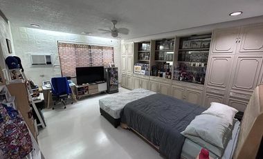 FOR SALE: 4BR HOUSE GREENMEADOWS QUEZON CITY