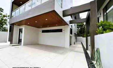 BRAND NEW HOUSE with POOL IN ROYALE CEBU ESTATE, CONSOLACION