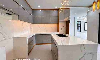 BRAND NEW HOUSE with POOL IN ROYALE CEBU ESTATE, CONSOLACION