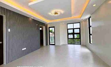 BRAND NEW HOUSE with POOL IN ROYALE CEBU ESTATE, CONSOLACION