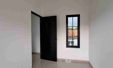 Rumah Baru Dalam Cluster Siap Huni Termurah Tanpa DP di Kalisari Jakarta Timur