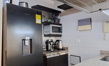 SE ARRIENDA APARTAMENTO DE 2 HABITACIONES AMOBLADO