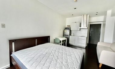 ₱3.2M Studio with Balcony for Sale in Knightsbridge Residences Makati | 27sqm High Floor Century City Condo