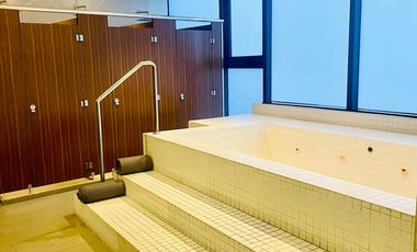 ₱3.2M Studio with Balcony for Sale in Knightsbridge Residences Makati | 27sqm High Floor Century City Condo