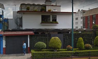Casa muy grande en Reforma Iztaccihuatl Remate Bancario