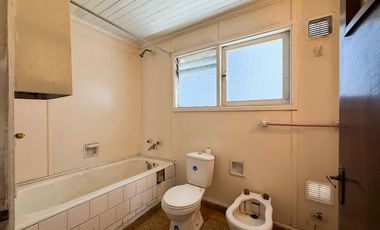 ¡VENTA! Casa en calle Las Heras, Concepción