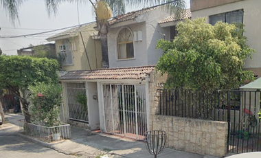 REMATO LINDA CASA A 15 MIN DE ANDARES EN ZAPOPAN