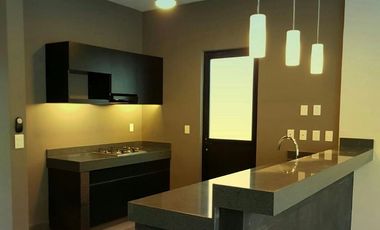 CASA EN VENTA CON ALBERCA EN AQUA RESIDENCIAL PRECIO DE OPORTUNIDAD