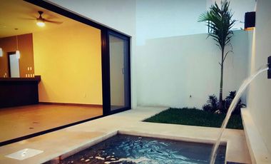 CASA EN VENTA CON ALBERCA EN AQUA RESIDENCIAL PRECIO DE OPORTUNIDAD