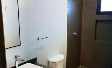 CASA EN VENTA CON ALBERCA EN AQUA RESIDENCIAL PRECIO DE OPORTUNIDAD