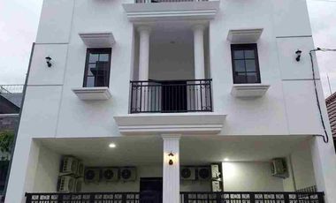 kos premium andong tarif 1.8 jt dan 2.2 jt hanya 50 m jalan raya suhat bisa jalan kaki ke kampus UB Brawijaya jaminan full anak kos serta pembayaran fleksibel dekat pinang merah bunga merak semanggi