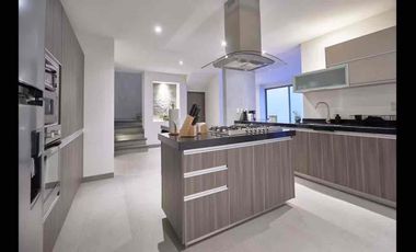 Casa en renta en lomas Punta del este amueblada