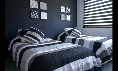 Casa en renta en lomas Punta del este amueblada