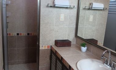 Casa Amueblada de 2 Niveles en Renta | Galaxia del Carmen