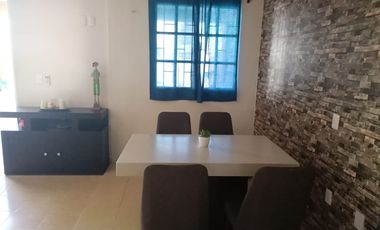 Casa Amueblada de 2 Niveles en Renta | Galaxia del Carmen