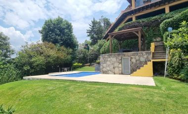 MAGNIFICA CASA EN VENTA, ESTILO VALLESANA