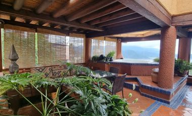 MAGNIFICA CASA EN VENTA, ESTILO VALLESANA