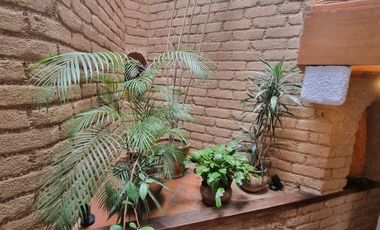 MAGNIFICA CASA EN VENTA, ESTILO VALLESANA